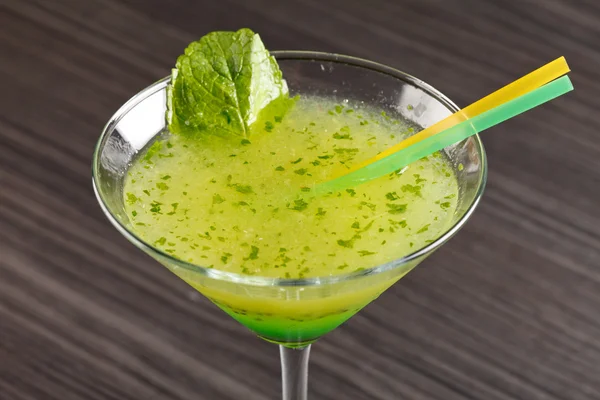 Cocktail met kiwi — Stockfoto