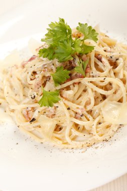 spagetti carbonara