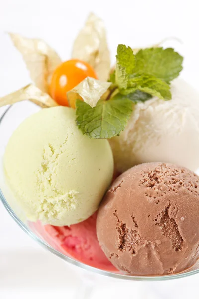 Cucharadas de helado — Foto de Stock