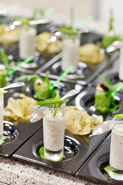 stock image Greek yogurt with arugula rolls