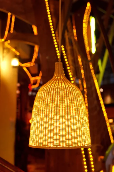 Kafedeki lamba — Stok fotoğraf