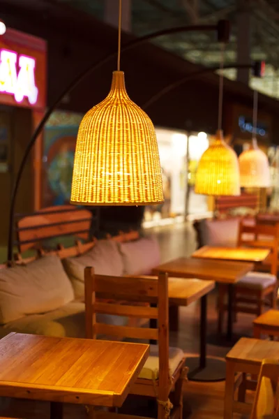 Lampa w kawiarni — Zdjęcie stockowe