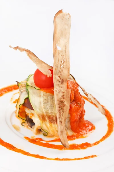 カッテージ チーズを詰めた茄子のロール — ストック写真