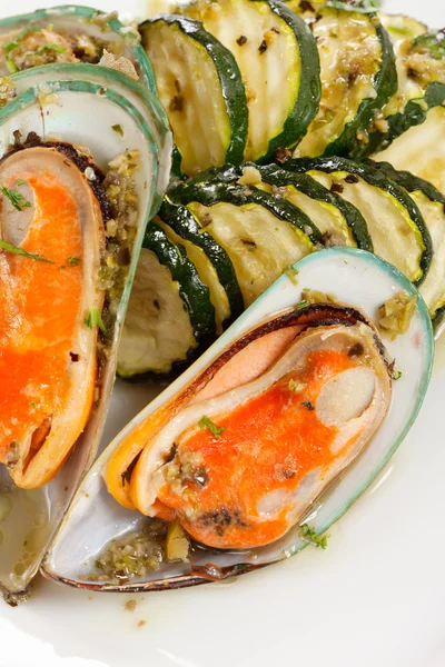 stock image Mussels with zucchini