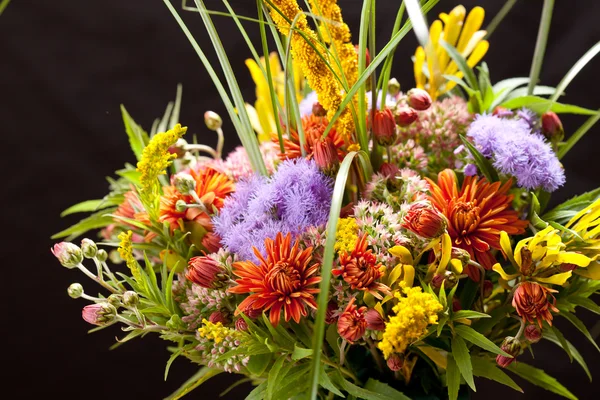 Ramo de flores de colores —  Fotos de Stock