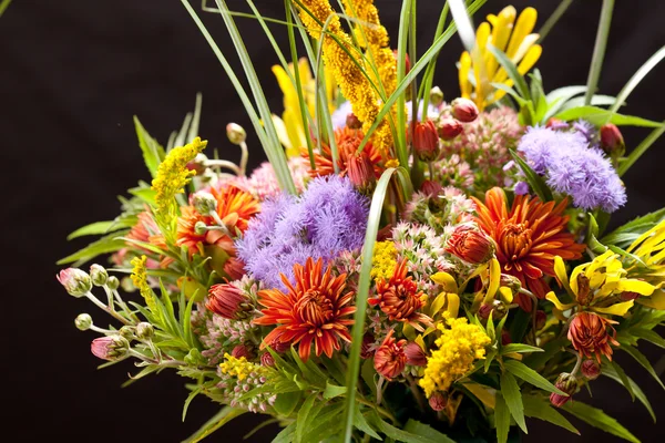 Boeket van kleurrijke bloemen Rechtenvrije Stockfoto's