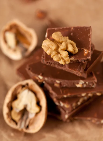 Schokolade mit Nüssen — Stockfoto