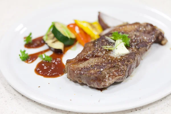 Tasty steak — Stock Photo, Image