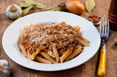 Penne Bolognese