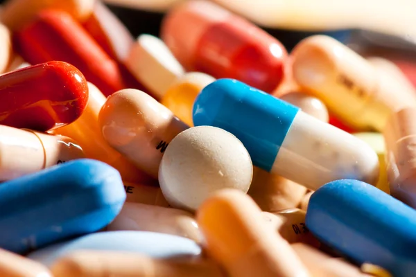 Orvostudomány gyógyszer tabletta tabletták — Stock Fotó