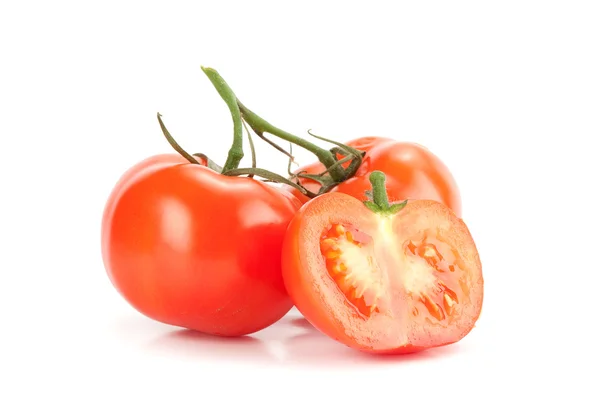 2 전체 토마토와 1/2 — 스톡 사진