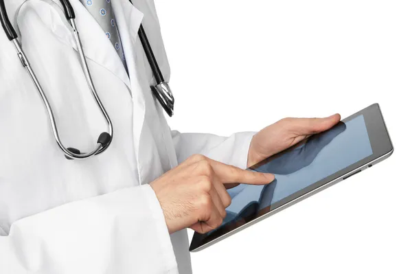 Médecin avec ordinateur tablette — Photo