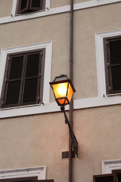 Straßenlaterne — Stockfoto