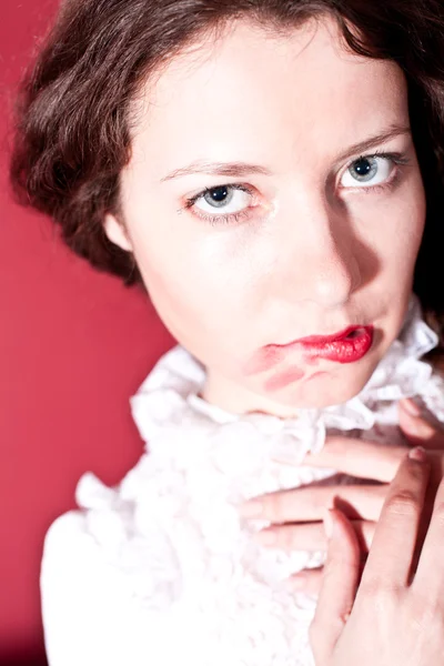 Vrouw met rode lippen — Stockfoto