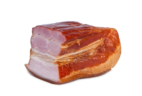 Carne ahumada sobre un fondo blanco. — Foto de Stock