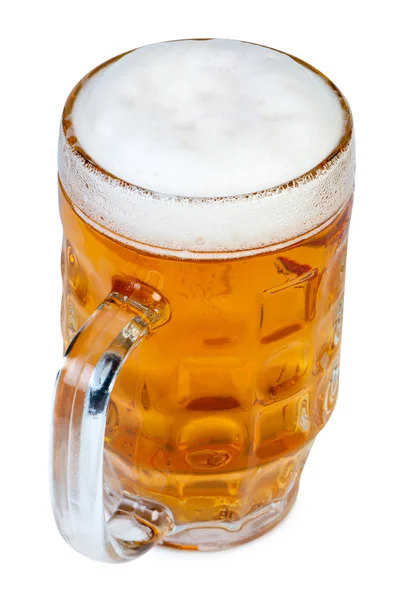 Egy pohár friss sör fehér alapon — Stock Fotó