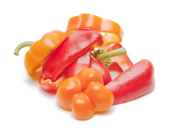 Червоний і оранжевий перець нарізані кільцями — стокове фото