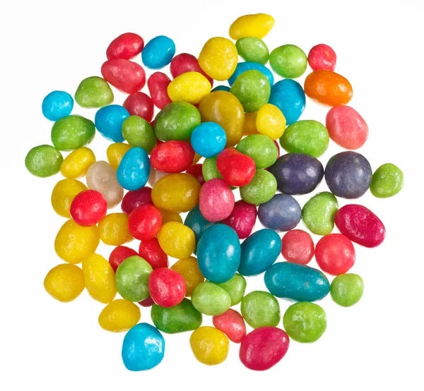Többszínű bonbon édesség (cukorkák labda) halom, elszigetelt fehér — Stock Fotó