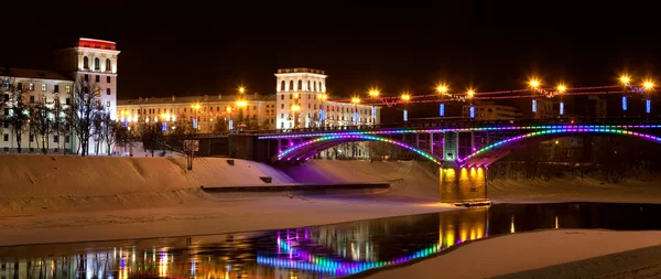 On nocy miasto z vitebsk, Białoruś — Zdjęcie stockowe