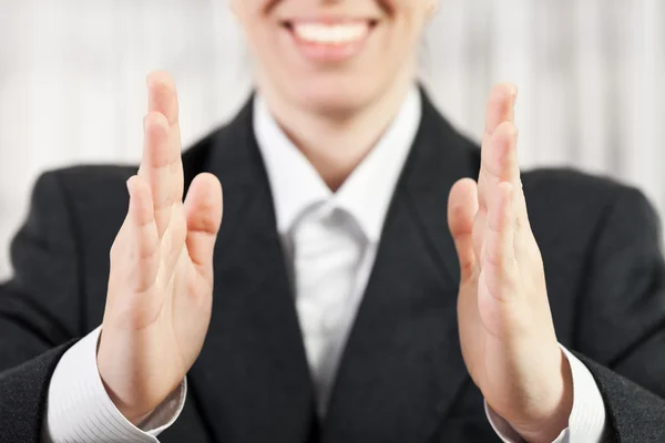 Businesswoman hand showing middle size — Stock Photo, Image
