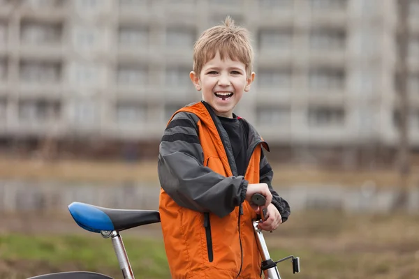 Child with bicycle — Stock Photo, Image