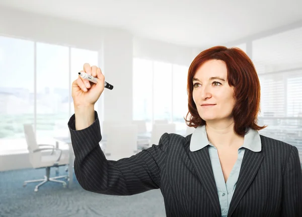 Woman with marker — Stock Photo, Image