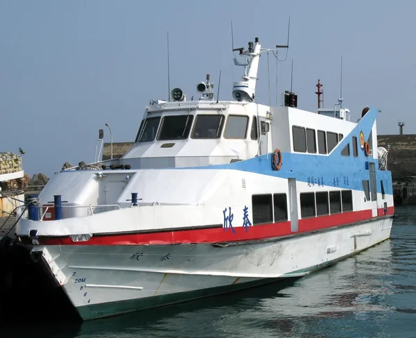 Hoge snelheid veerboot — Stockfoto