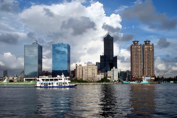 Kaohsiung City from the Water — Stock Photo, Image
