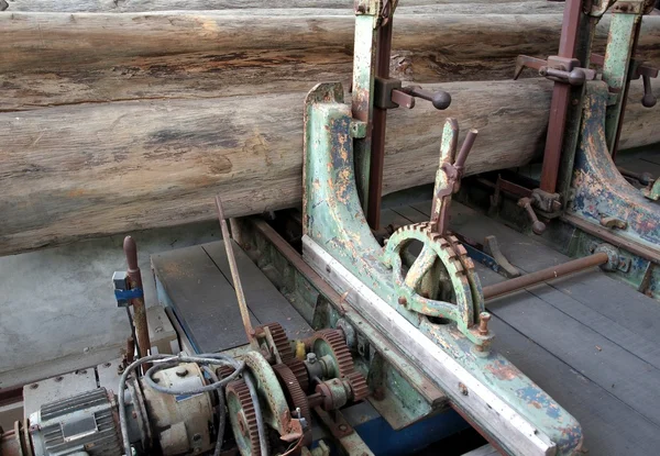Vintage houtkap apparatuur — Stockfoto