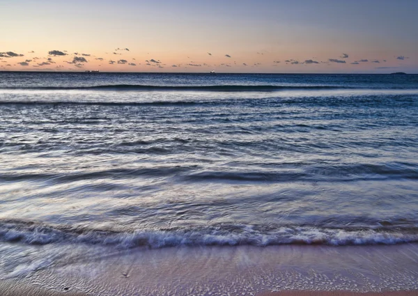 Spokojnej plaży sunrise — Zdjęcie stockowe