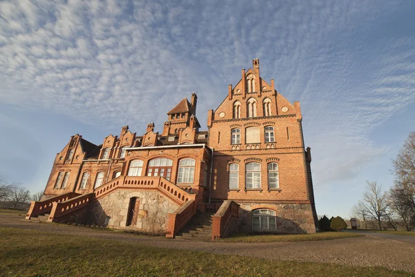 在拉脱维亚，波罗的海国家，欧洲的 jaunmoku 城堡. — 图库照片