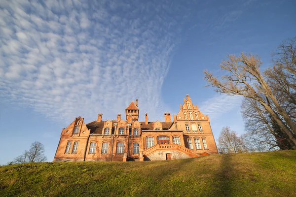 Jaunmoku slott i Lettland, Baltikum, Europa. — Stockfoto