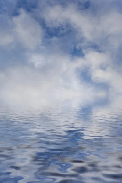 云和水. — 图库照片