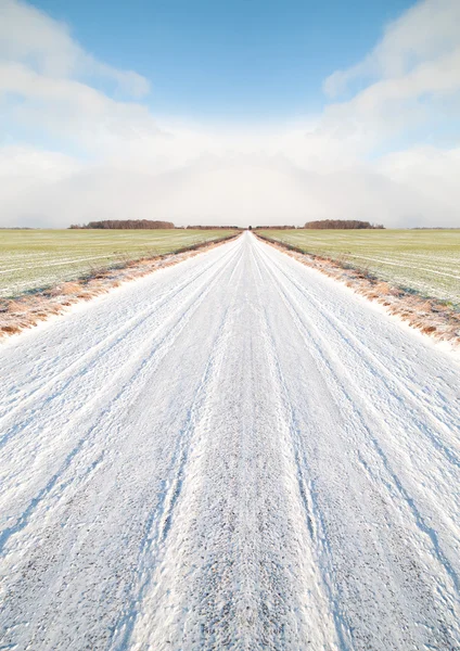 Estrada nevada . — Fotografia de Stock