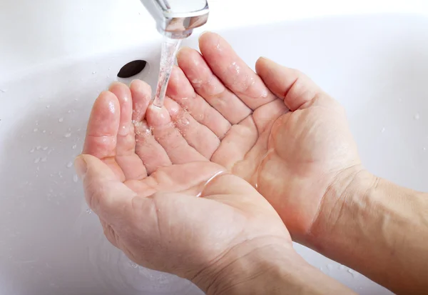 Tvätta händerna. — Stockfoto