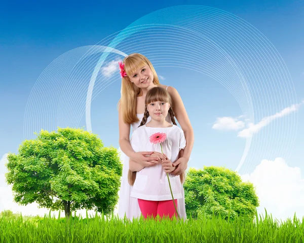 Collage con niños y padres sobre hierba verde — Foto de Stock