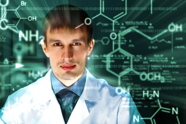 Young chemist working in laboratory — Stock Photo, Image