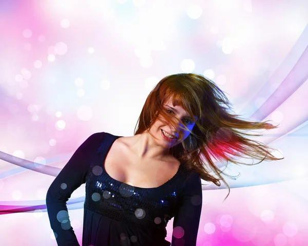 Jonge vrouw en disco achtergrond — Stockfoto