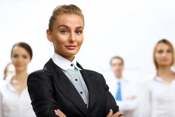Porträt einer Geschäftsfrau im Amt — Stockfoto