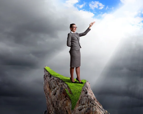 Businesswoman and weather — Stock Photo, Image