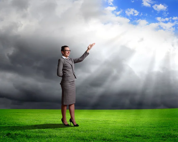 Businesswoman and weather — Stock Photo, Image