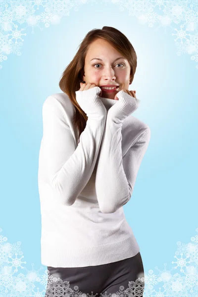 白いセーターの少女 — ストック写真
