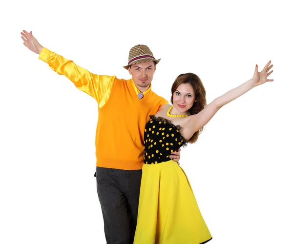 明るい色で踊っている若いカップルを着用します。 — ストック写真