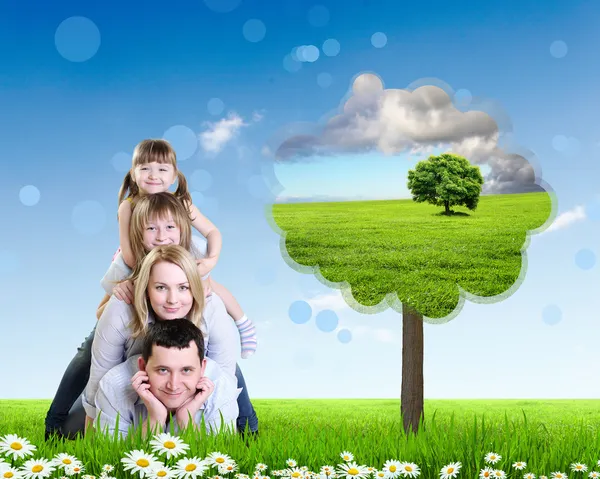 Collage con niños y padres sobre hierba verde —  Fotos de Stock