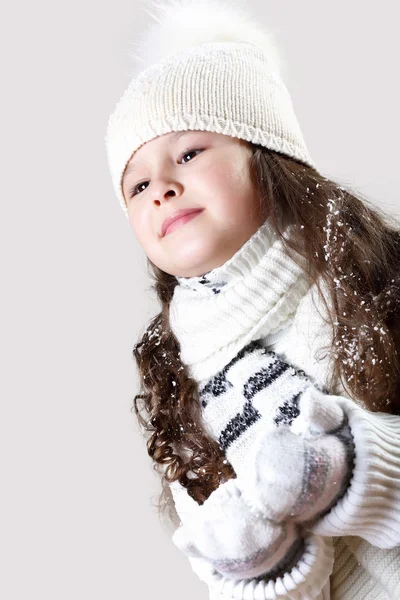 Cuty dziewczynka w odzieży zimowej — Zdjęcie stockowe