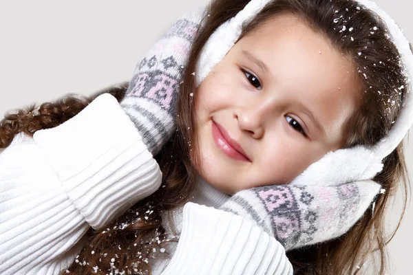 Yakın kış giyim, küçük kız — Stok fotoğraf