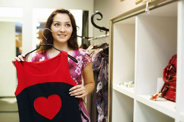 Young woman doing shopping — Stock Photo, Image