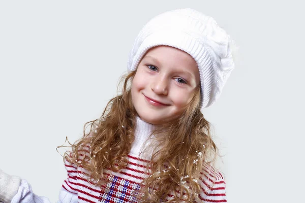 Cuty holčička v zimě nosit — Stock fotografie