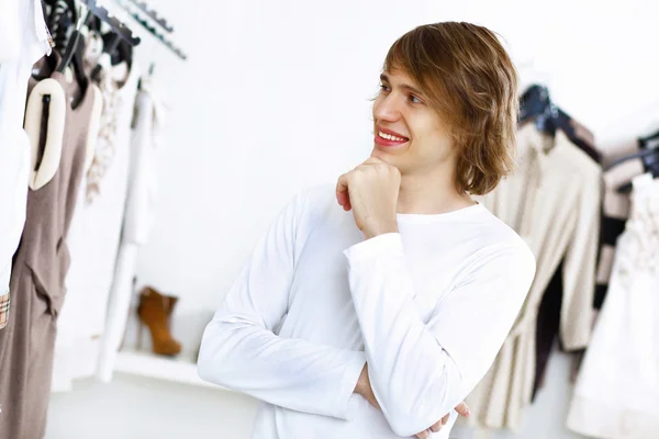 Young man doing shopping — Stock Photo, Image