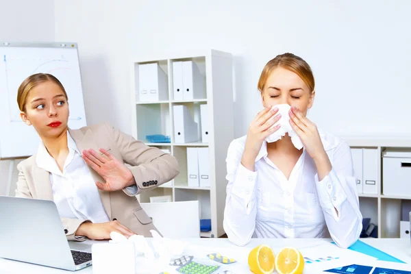 A hideg és az influenza munkahelyen — Stock Fotó